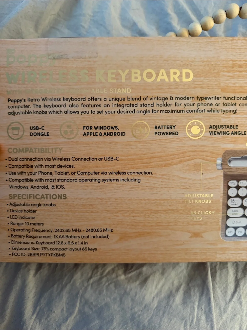 Poppy Retro Wireless Keyboard in Cream with Wood Accent